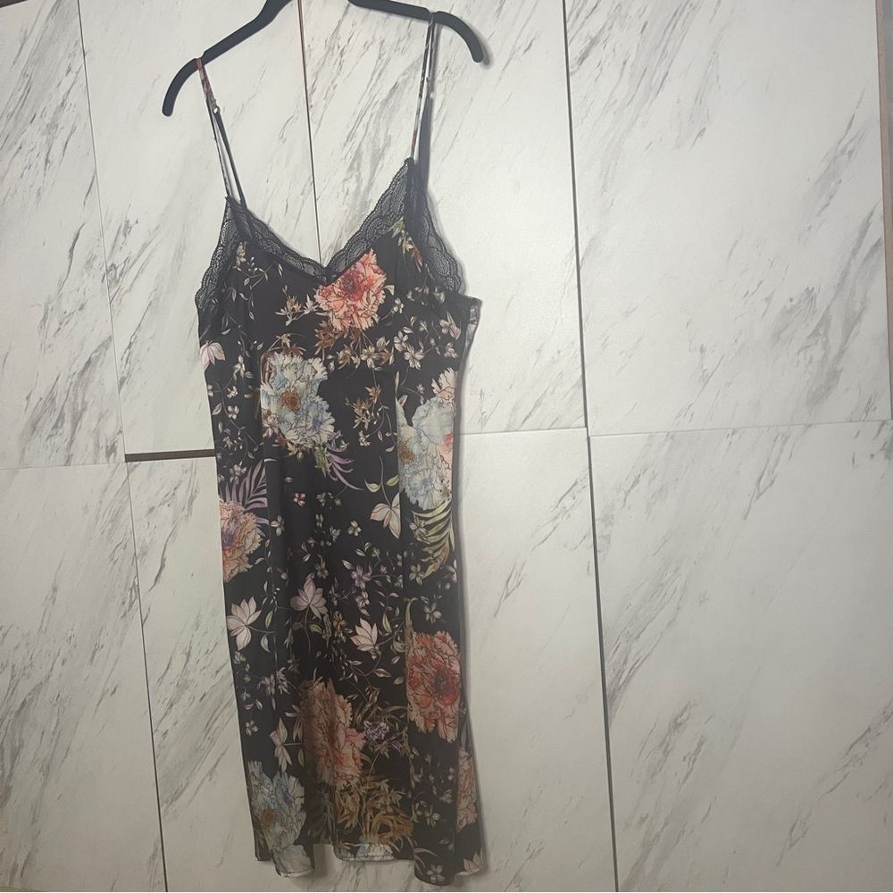 Vintage Black Floral Satin Lace Trim Slip Dress Womens Small Lingerie Chemise - Picture 3 of 5